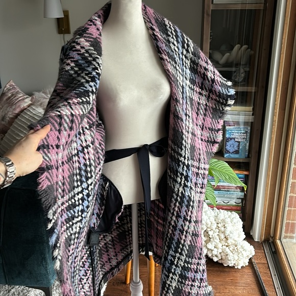 Carolina Herrera wool coat - Picture 6 of 15